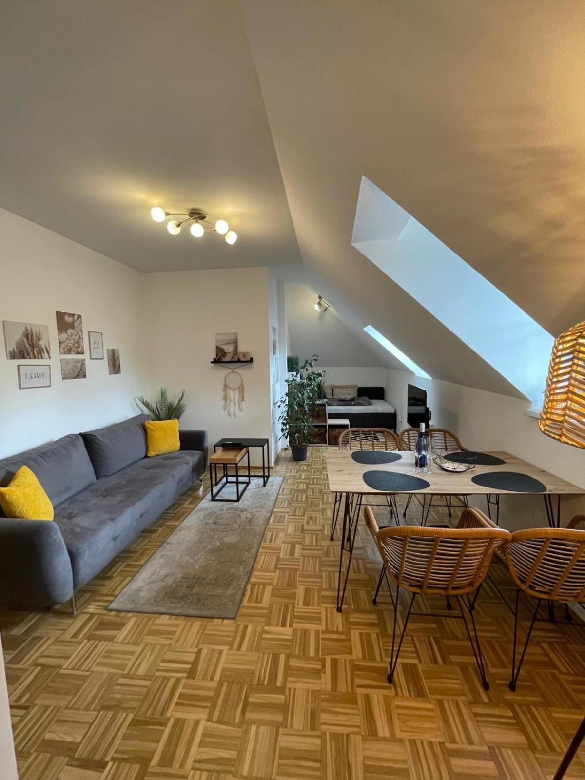 Bullsliving Seeapartment 5 Velden am Worthersee Bagian luar foto